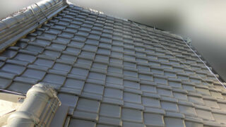 【名古屋市南区】強風被害が心配！屋根瓦の浮き・ズレ・割れは雨漏りのサイン？