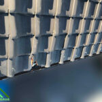 破損した瓦屋根