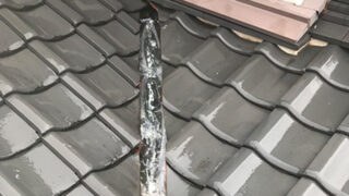 名古屋市中区【谷鈑金交換】雨漏り修理ならプロにお任せ！屋根の谷部からの水漏れ原因と解決策を徹底解説
