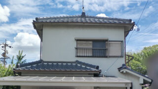 東海市【屋根漆喰作業】屋根工事後のテラス屋根復旧はＤＩＹでの作業は厳禁！ベランダやカーポートの屋根の復旧作業の難しさ！