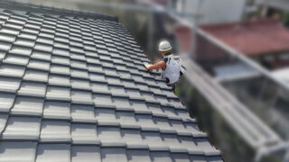 東海市【屋根漆喰作業】作業が完了して仮設足場の撤去作業！最後まで安全と近隣への配慮を徹底！丁寧な仕事の終わり方とは？