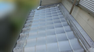 東海市【天窓撤去】雨漏りが発生している天窓を撤去！屋根を補強後に軽量で地震にも強い「乾式工法」で安心の屋根に修復