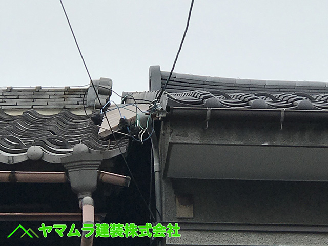 01.名古屋市瑞穂区 葺き替え 作業開始前の屋根の状態ビフォー。