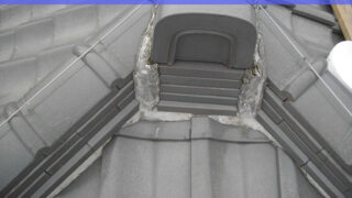 【知多市】雨漏り原因は「隅棟」の内部！瓦を解体して見えた土台の劣化と隙間