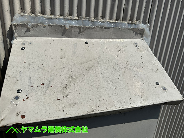 02.東海市 屋根修理 トタン屋根を被せて作業の完了。