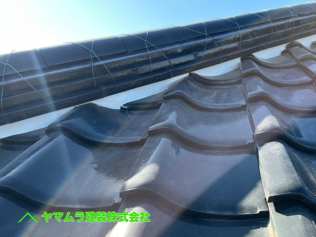 17．和瓦の漆喰塗り替え作業完了後。