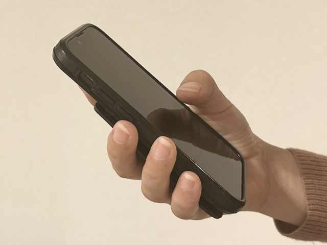 06.東海市 天窓修理 スマホなどで現状を撮影します。