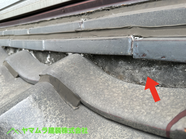 07．東浦町　点検　屋根漆喰の方も劣化しすぎていました。