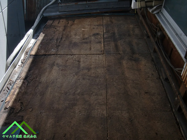 豊明市　カバー工法　トタン屋根をめくった状態です。